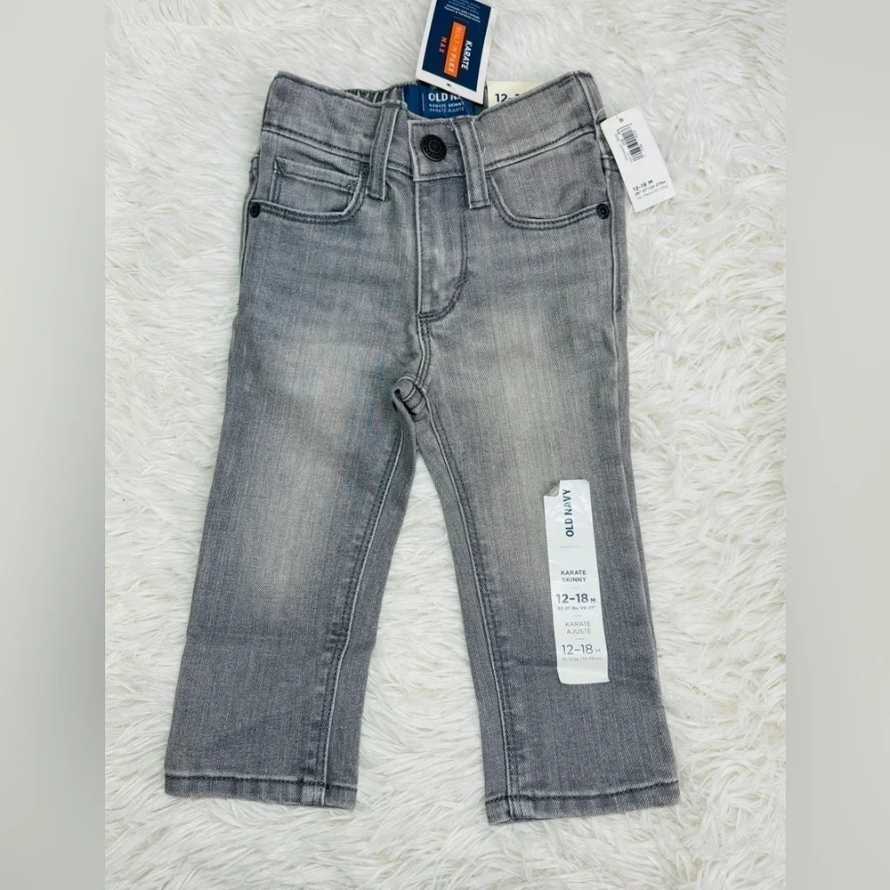 NEW WITH TAG OLD NAVY BOY 12-18mo Karate Skinny Gray Jeans